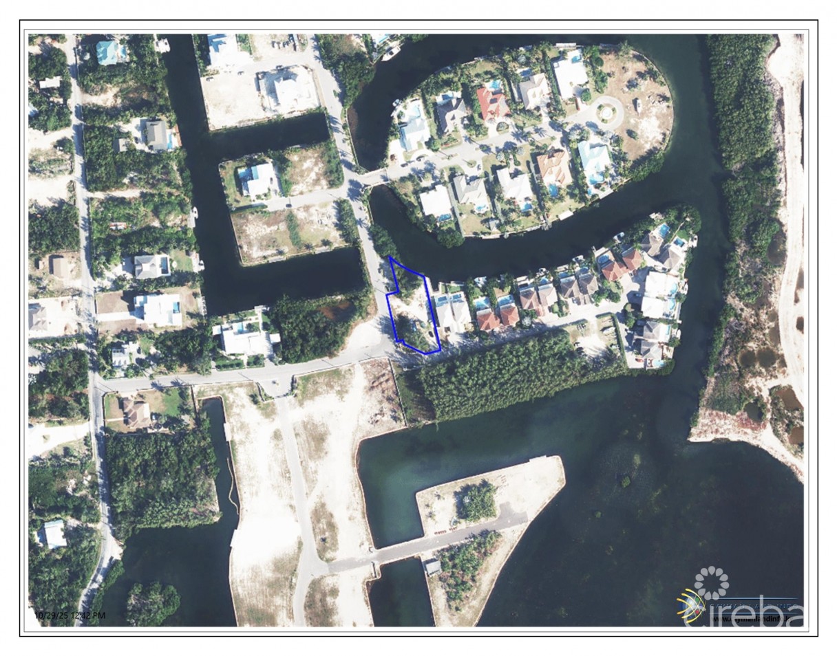 The Point At Paradise Cove 2, Canal Front Home - Image 4