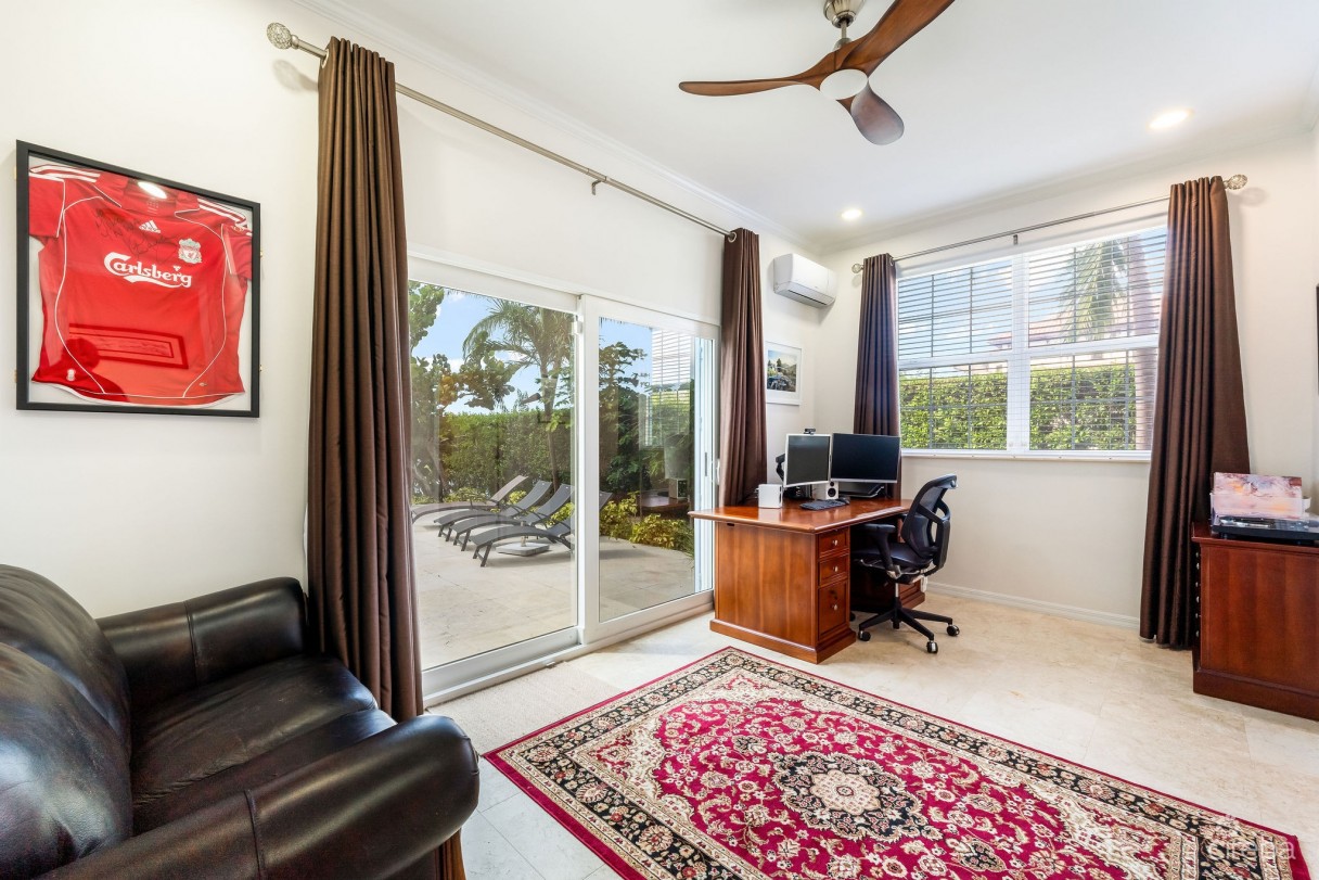 Bimini Drive 303  - Grand Harbour |  5-bed Waterfront Home - Image 19