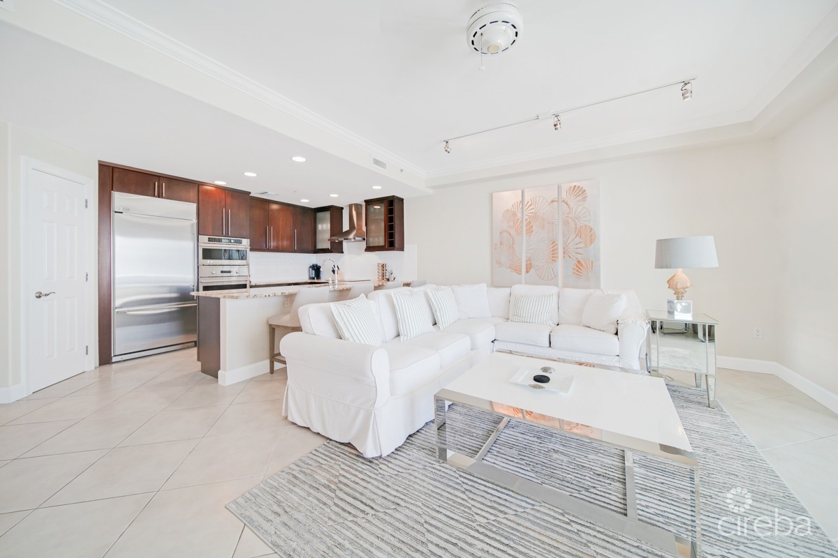 South Bay Beach Club, 3br Condo With  Parking Space - Image 2