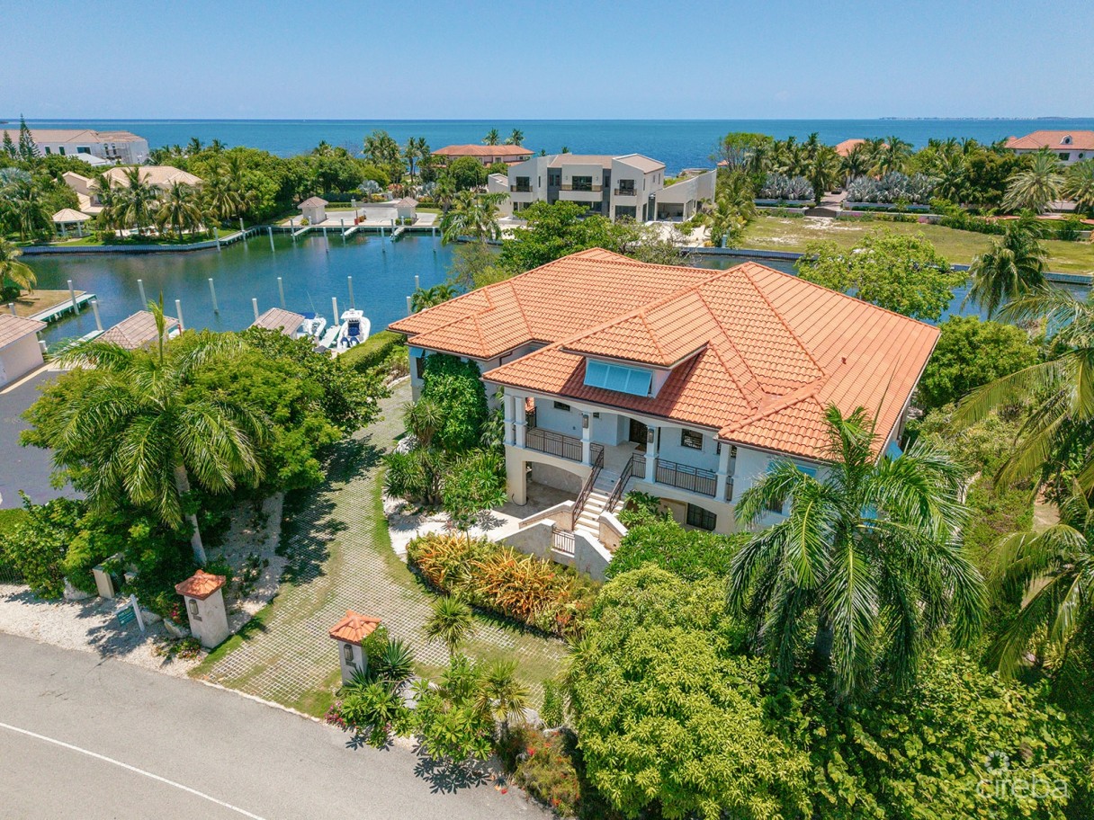 The Dock House | A Vista Del Mar & Yacht Club Signature Residence - Image 2