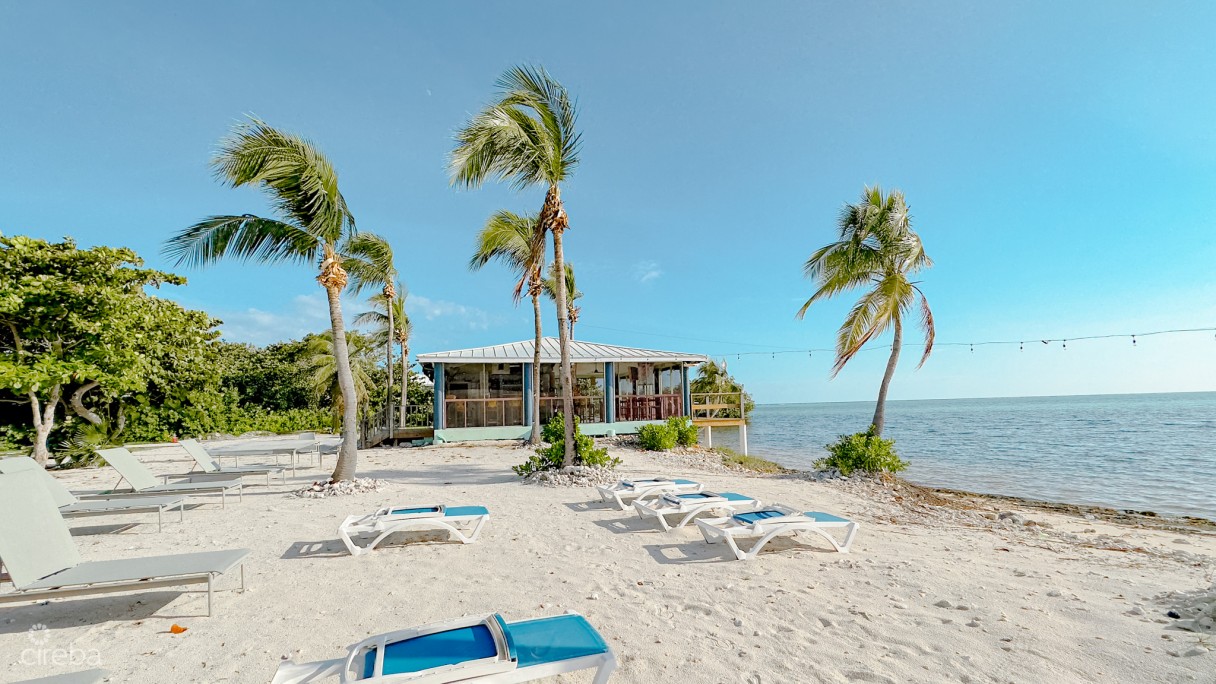 Little Cayman - Kingston Bight - Investment Opportunity - Image 5