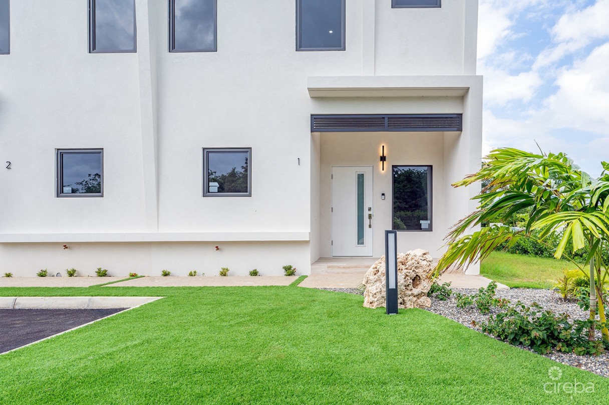 Lavania Court - Gated - Large 2 Bed 2 Bath Townhomes - Image 6