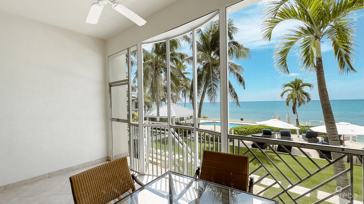 South Bay Beach Club - Image 8