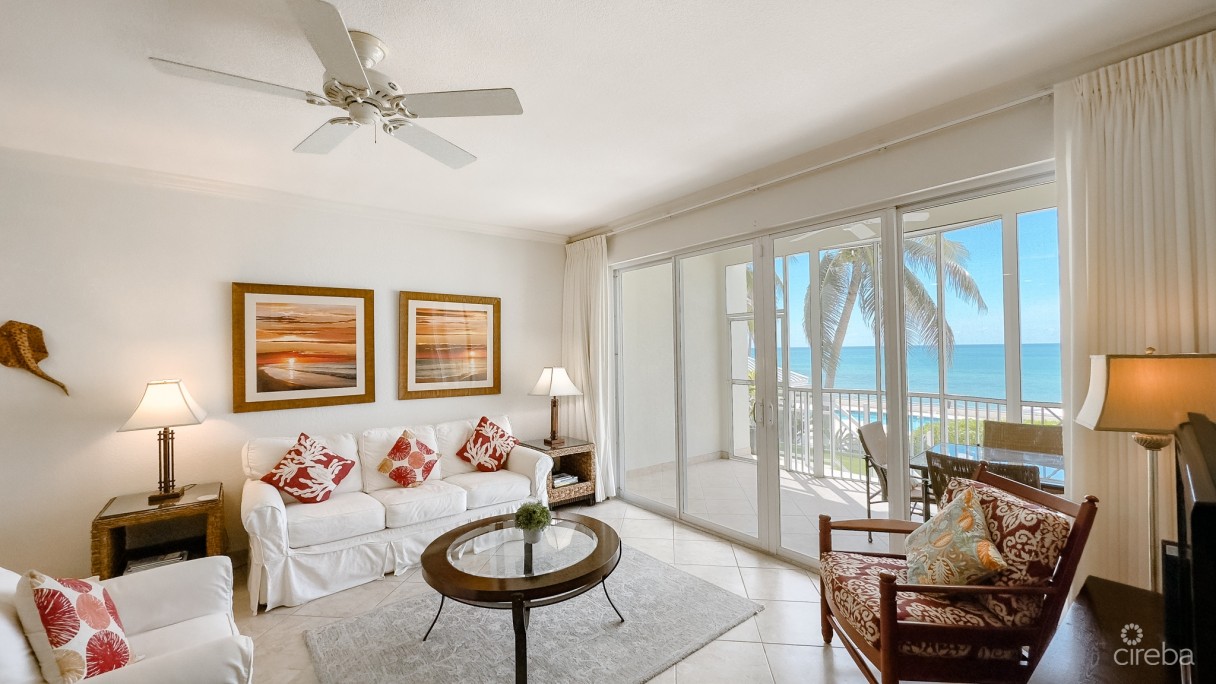 South Bay Beach Club - Image 13