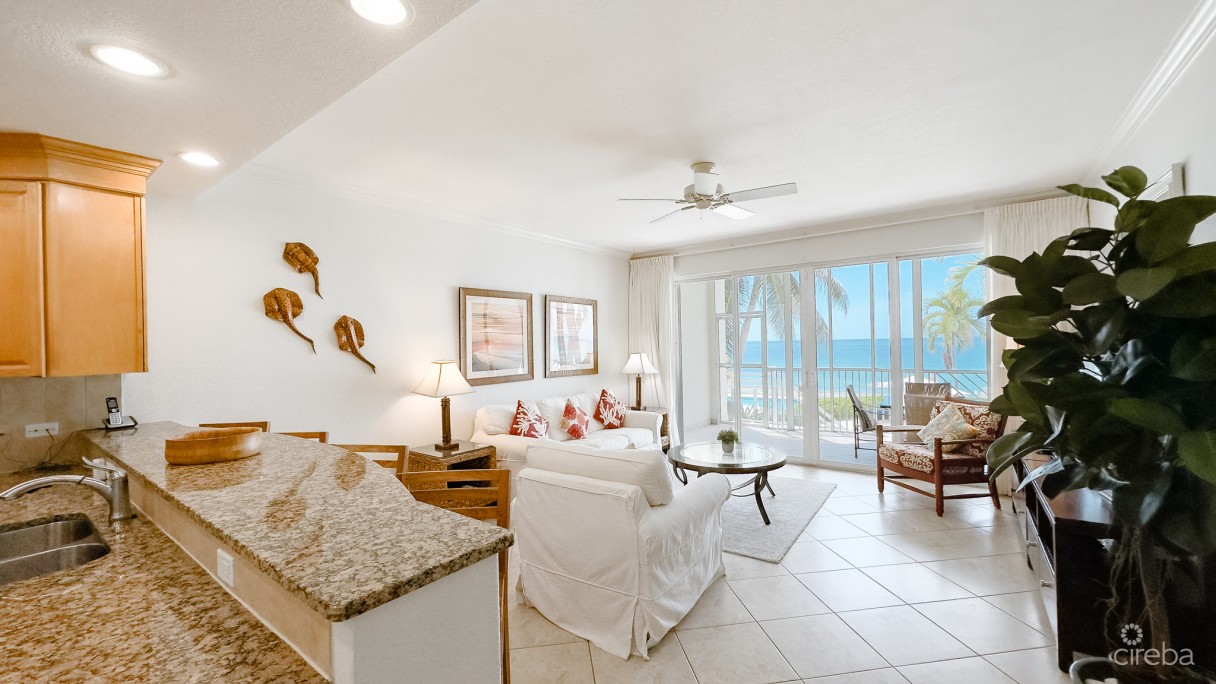 South Bay Beach Club - Image 16