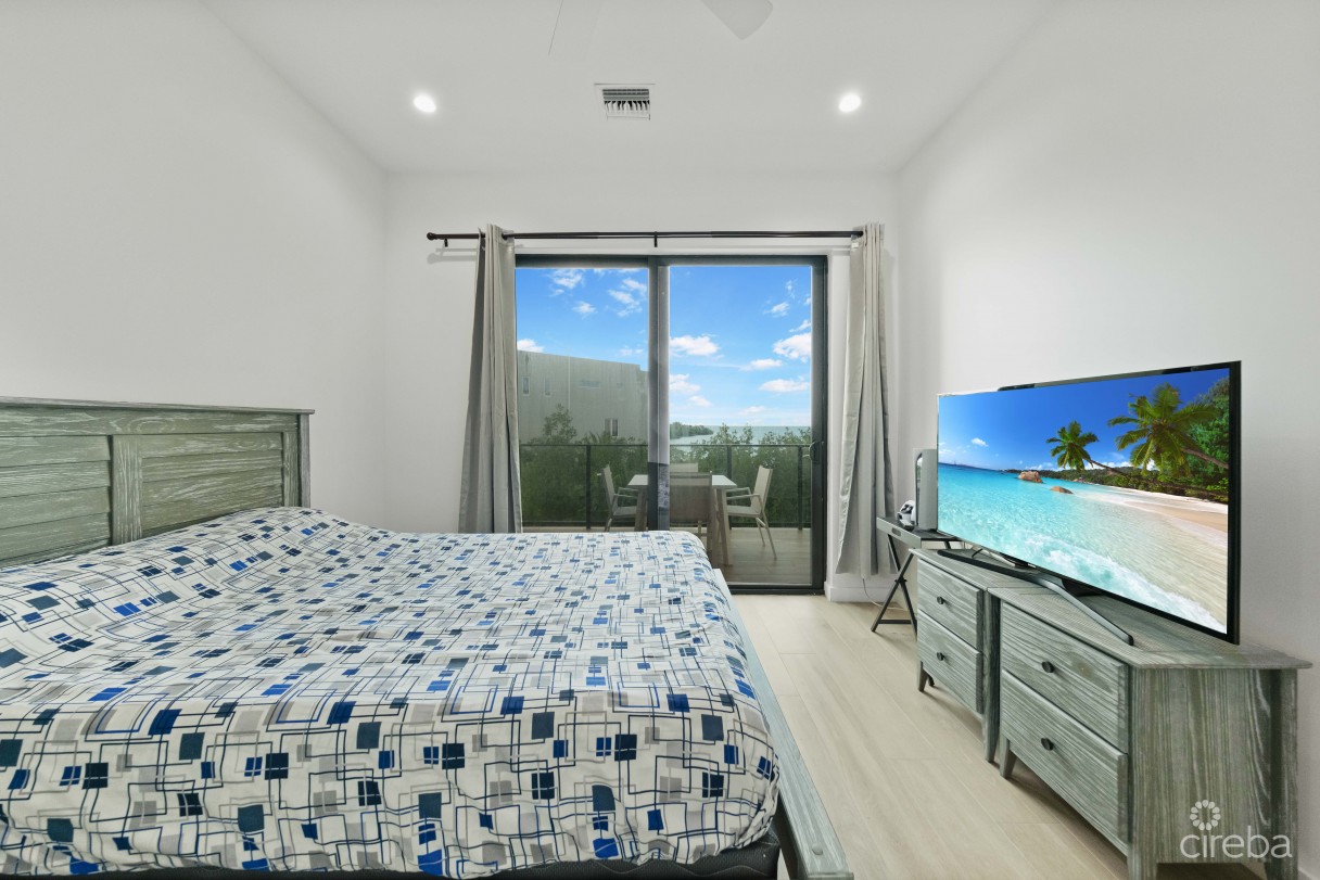 Allure 2, Waterfront Condo - Image 15