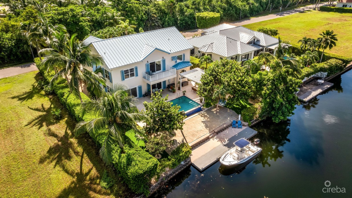 Bimini Drive 303  - Grand Harbour |  5-bed Waterfront Home - Image 3