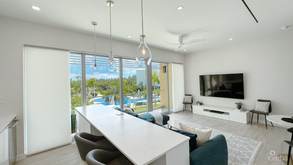 One Canal Point - Seven Mile Beach - Image 1