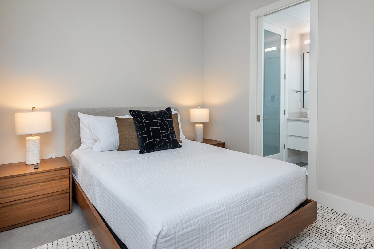 Point West Unit #2 - Two Bed Ocean View - Image 6