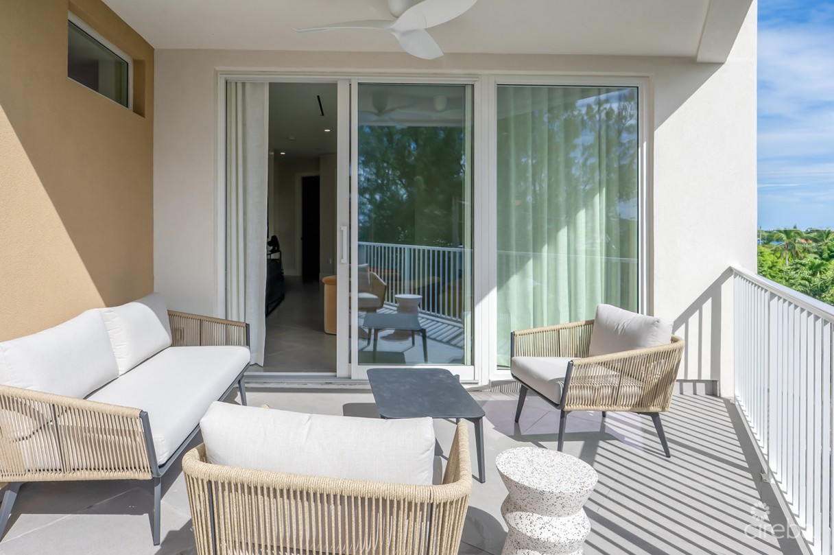 Point West Unit #10 - One Bed Garden View - Image 10