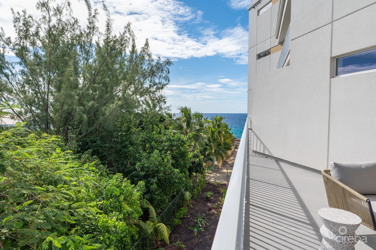 Point West Penthouse #20 - One Bed Garden View - Image 8