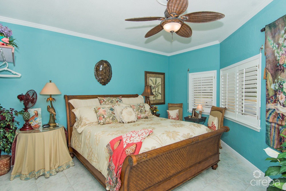 Poinsettia Ocean Front A3 - Image 9