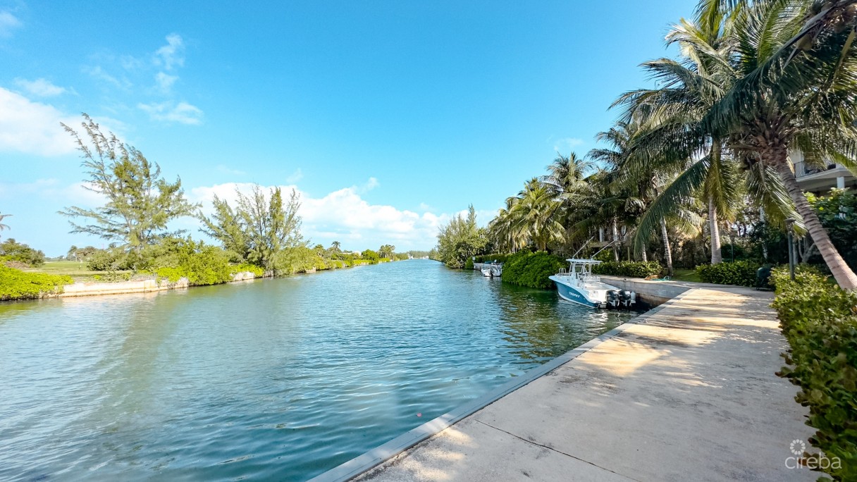 Turnberry Villas, Crystal Harbour - Image 11