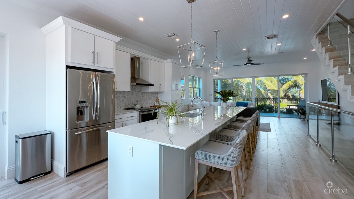 Turnberry Villas, Crystal Harbour - Image 3