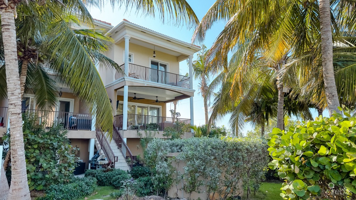 Turnberry Villas, Crystal Harbour - Image 17