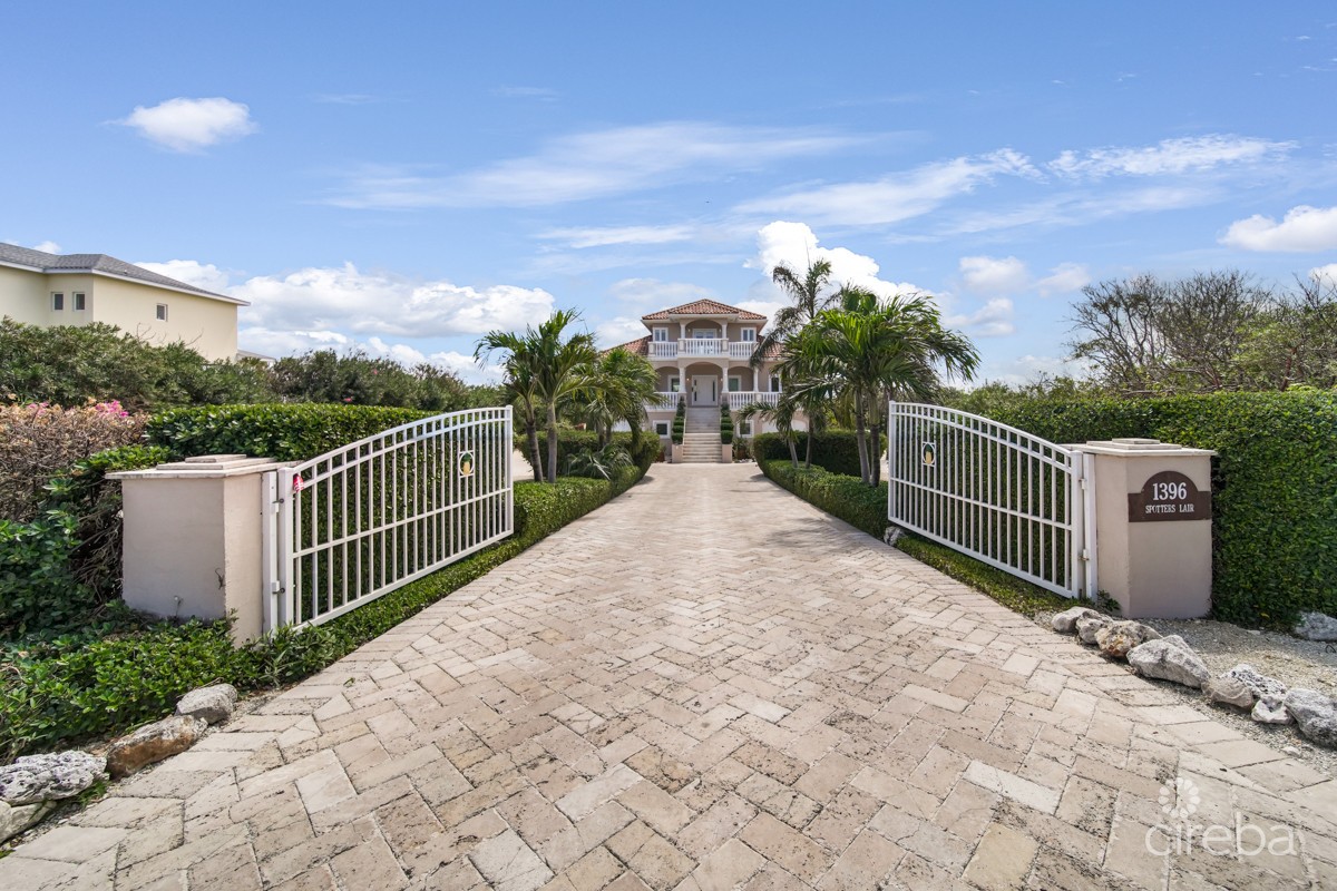 Spotters Lair - Image 16