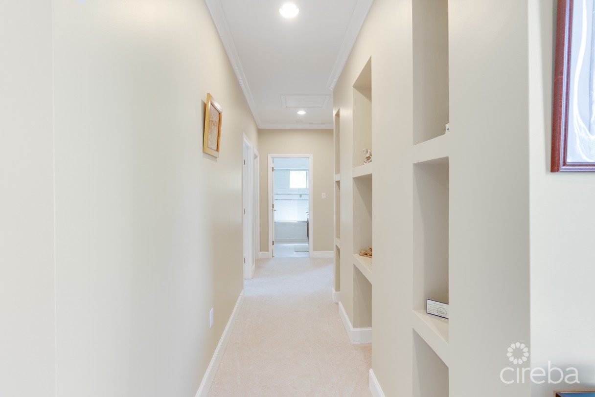Cypress Pointe Family Home - Image 7