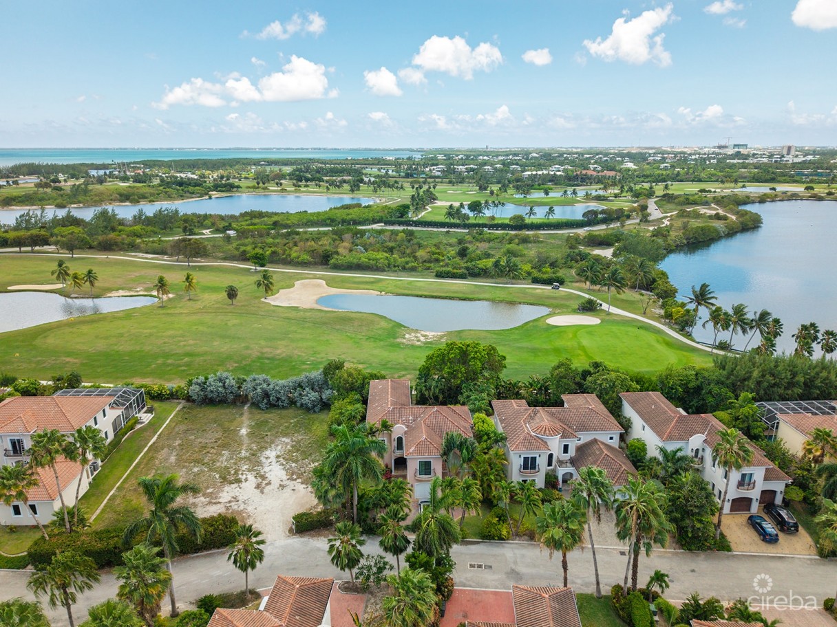Cypress Pointe Family Home - Image 2