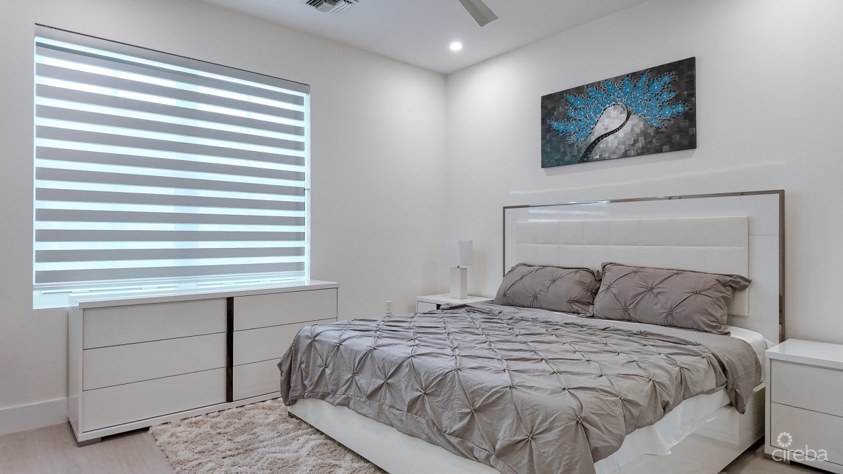 Periwinkle Townhome Grand Harbour - Image 9