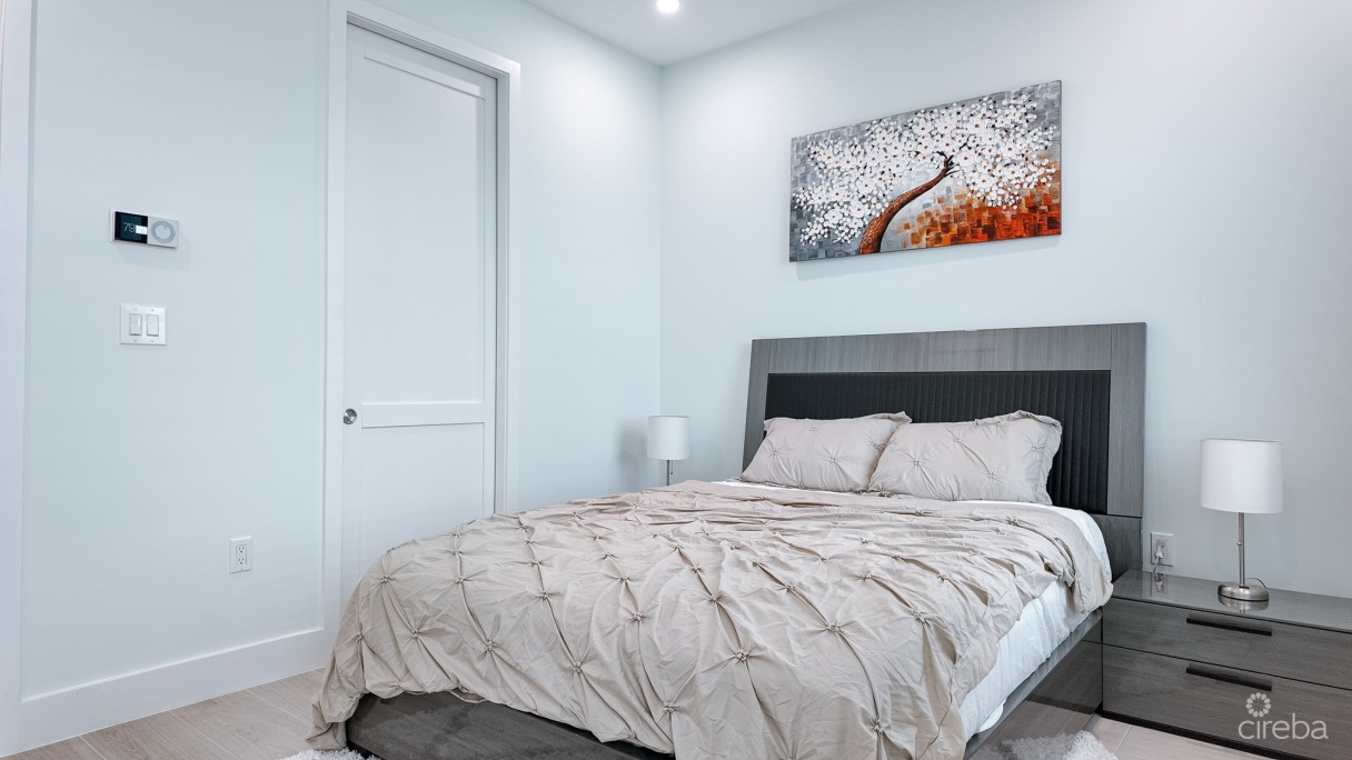 Periwinkle Townhome Grand Harbour - Image 17