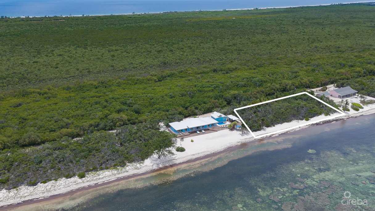 Little Cayman Beachfront Home With 2 Lots And Pool - Image 4