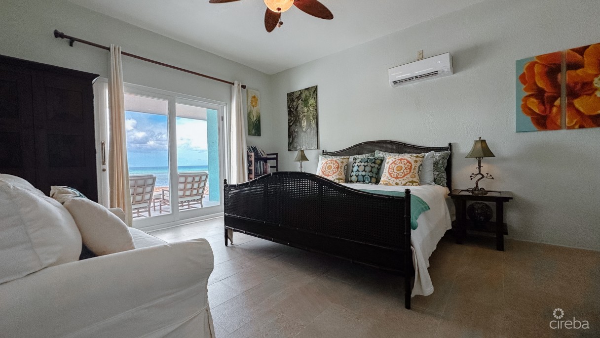 Little Cayman Beachfront Home With Pool - Image 19
