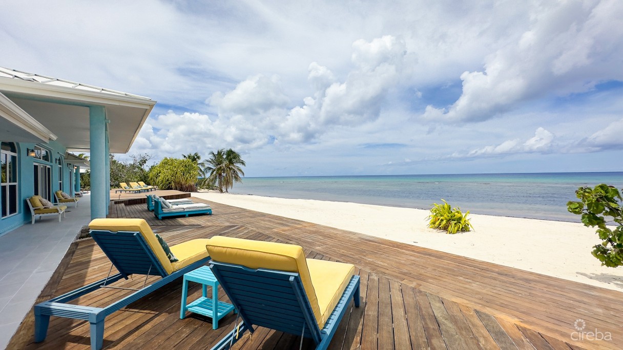 Little Cayman Beachfront Home With Pool - Image 24