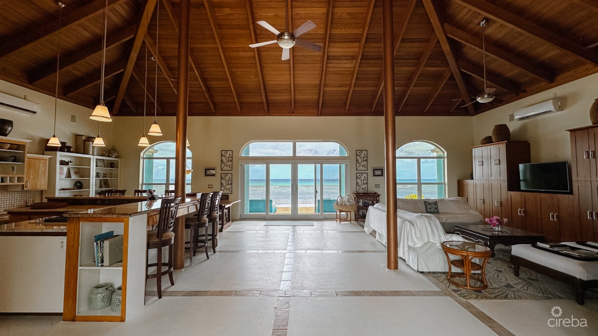 Little Cayman Beachfront Home With 2 Lots And Pool - Image 20