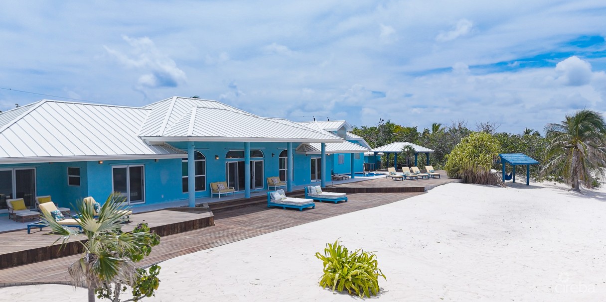 Little Cayman Beachfront Home With Pool - Image 37