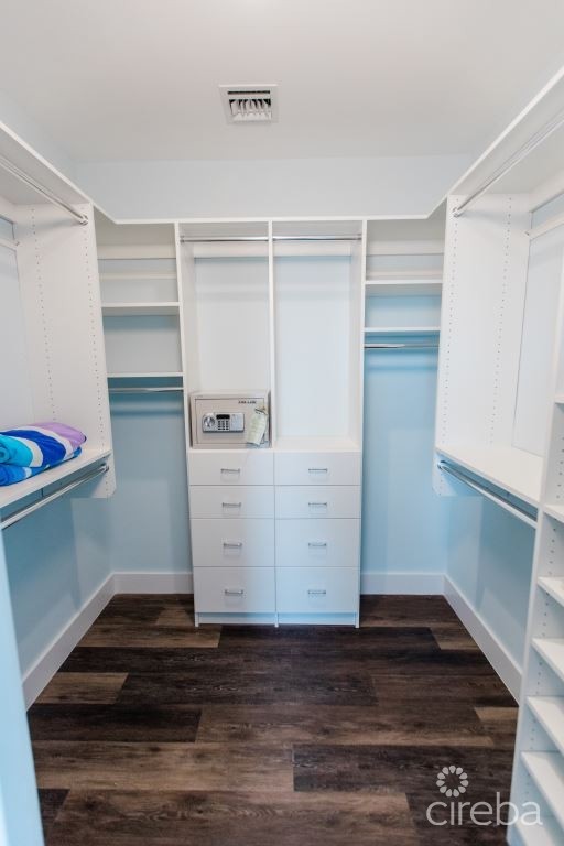 Seahaven Orchid Villa With Carriage House - Image 11