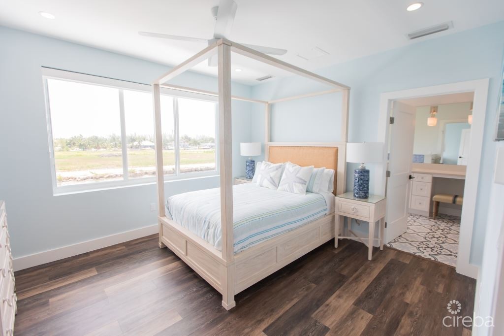 Seahaven Orchid Villa With Carriage House - Image 12