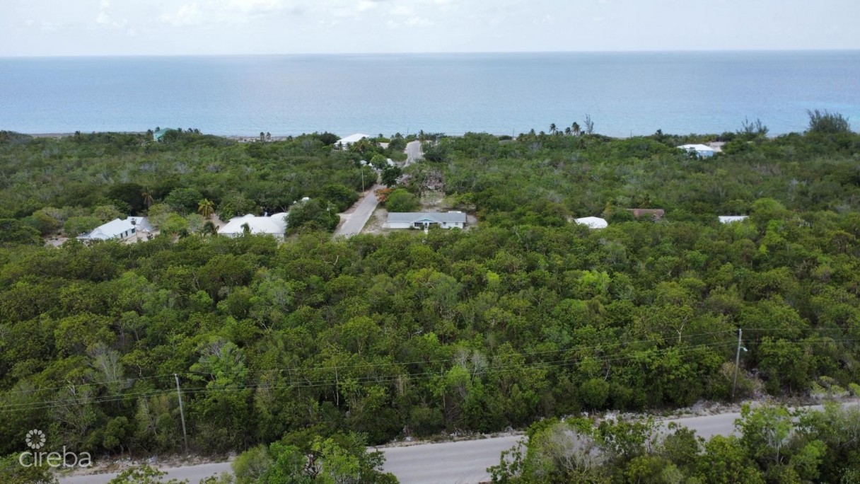 Capt Mabry Dr  Cayman Brac  Bluff Oversized Parcel - Image 8