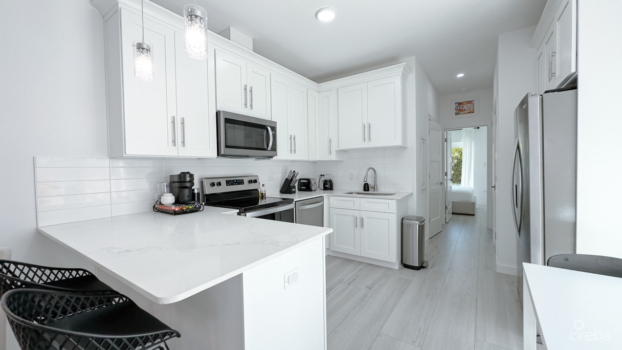 La Paidion Condo West Bay - Image 2