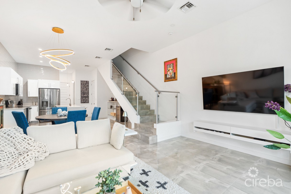 Eleven Parc Townhome – Prime Location In Seven Mile Beach Corridor - Image 8