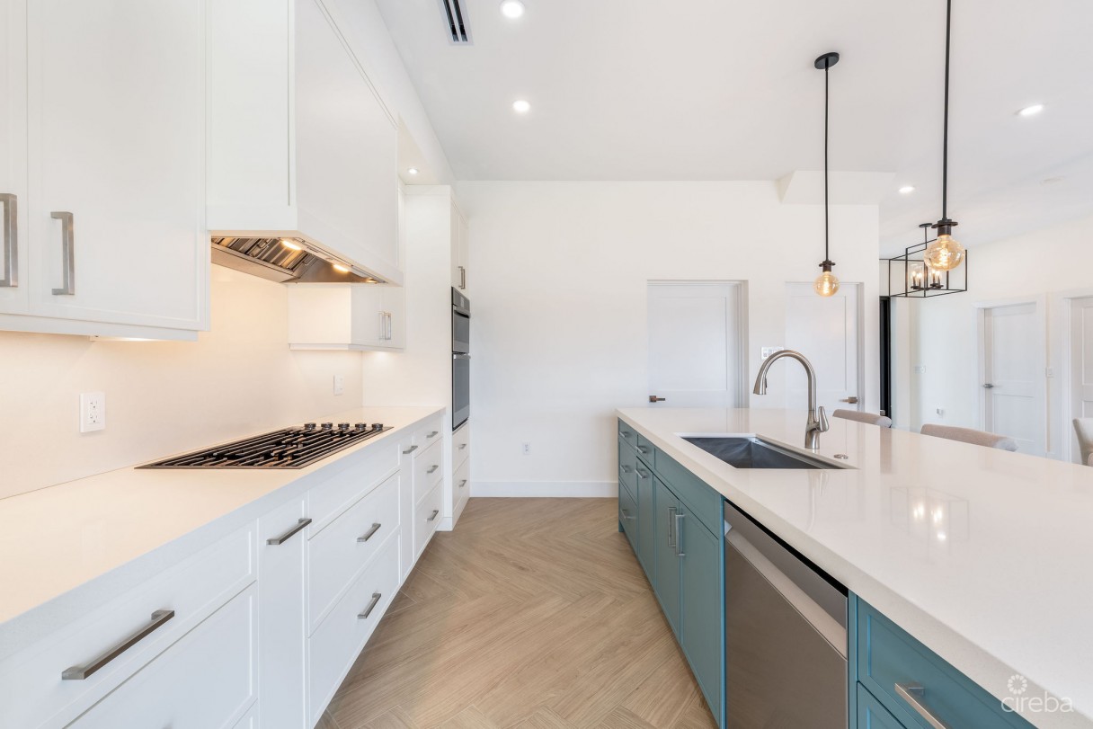 Auburn Bay 3, Canal Front Home - Image 4