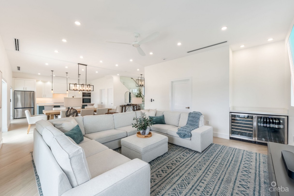 Auburn Bay 3, Canal Front Home - Image 6