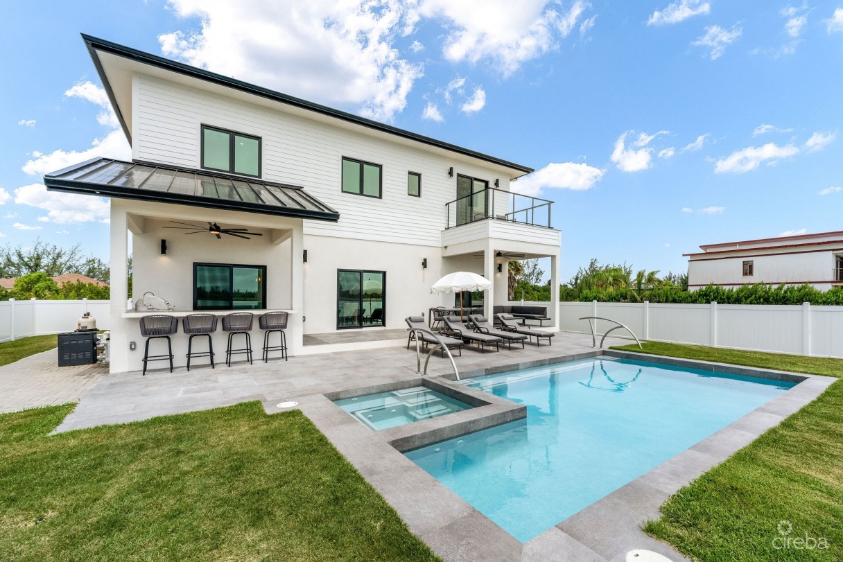 Auburn Bay 3, Canal Front Home - Image 20