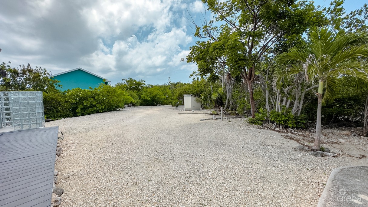 Little Cayman Ocean View Residential Home With Beachfront Lot - Image 2