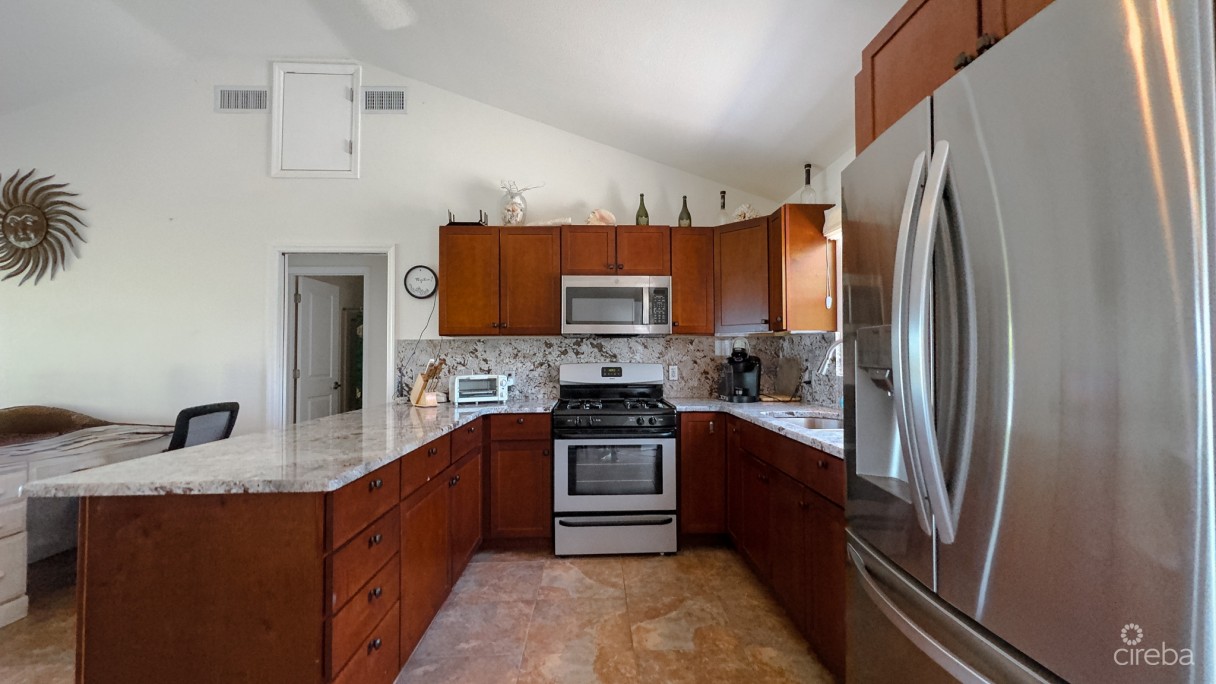 Little Cayman Ocean View Residential Home With Beachfront Lot - Image 3