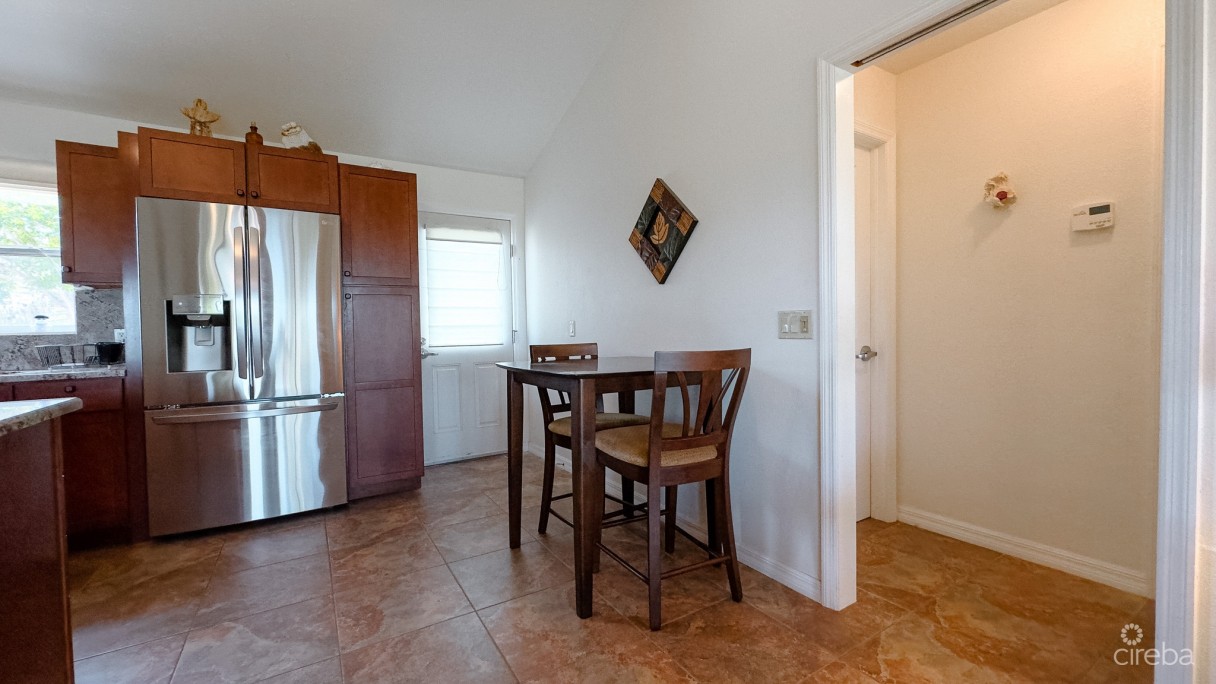 Little Cayman Ocean View Residential Home With Beachfront Lot - Image 14