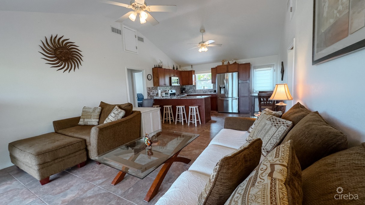 Little Cayman Ocean View Residential Home With Beachfront Lot - Image 15