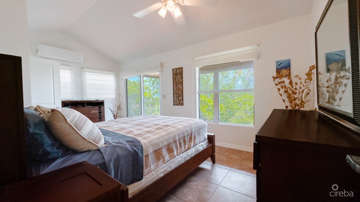 Little Cayman Ocean View Residential Home With Beachfront Lot - Image 16