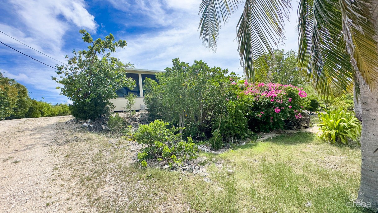 Little Cayman Ocean View Residential Home With Beachfront Lot - Image 35