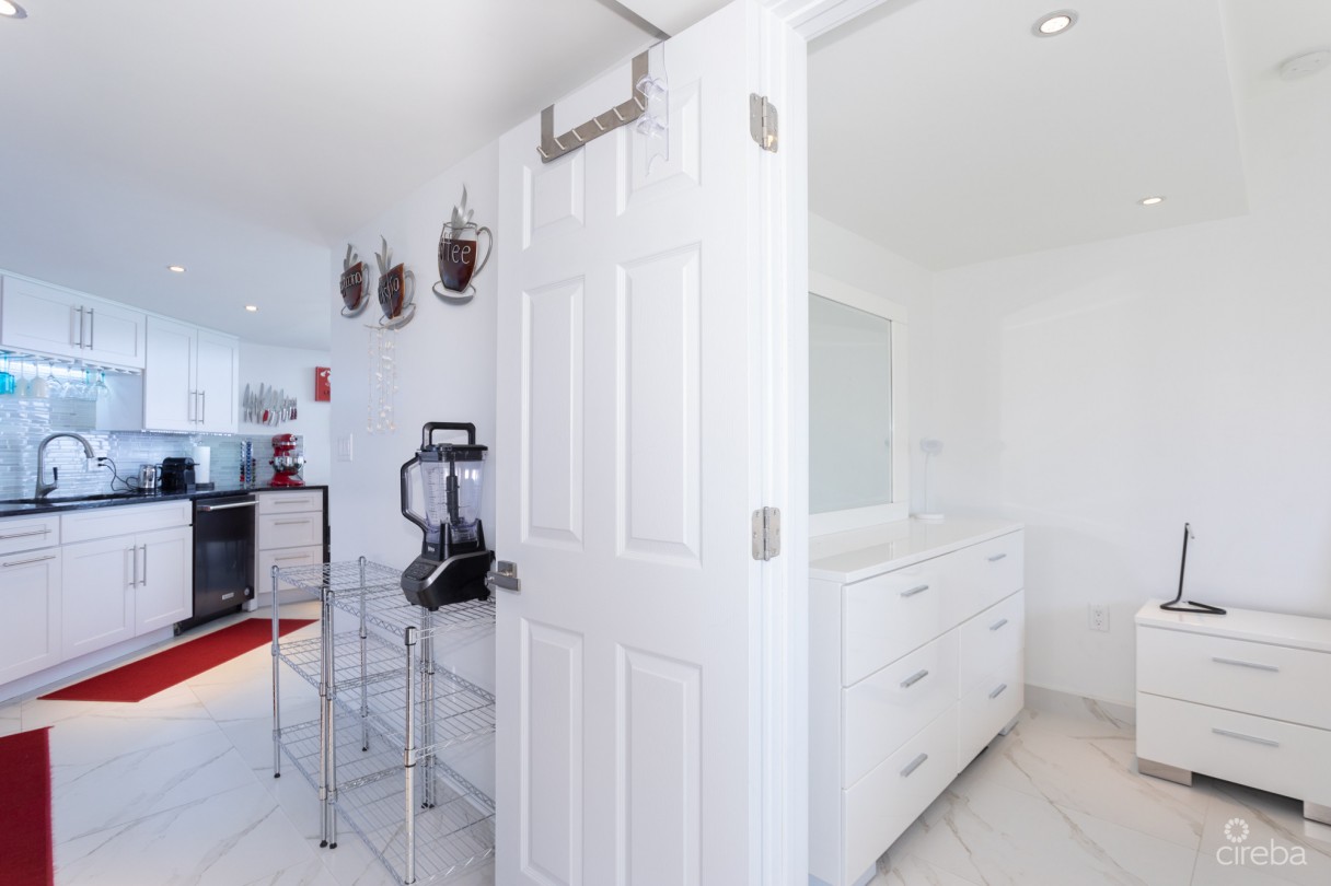 Cayman Reef Resort Beachfront With Future Redevelopment - Image 15