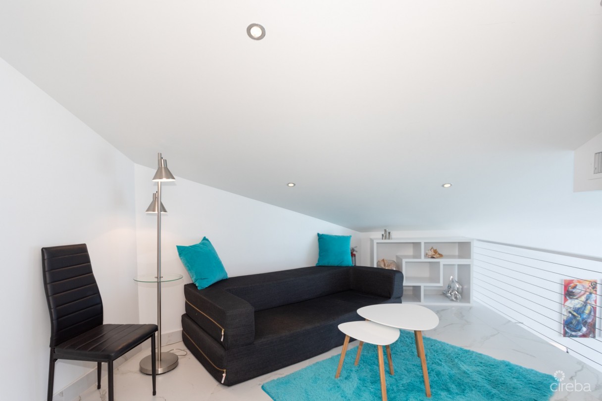 Cayman Reef Resort Beachfront With Future Redevelopment - Image 18