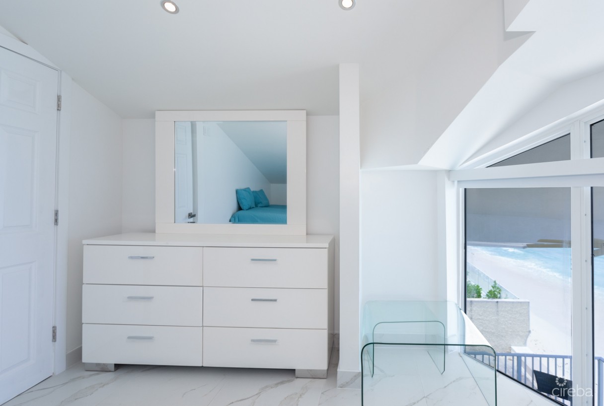 Cayman Reef Resort Beachfront With Future Redevelopment - Image 20