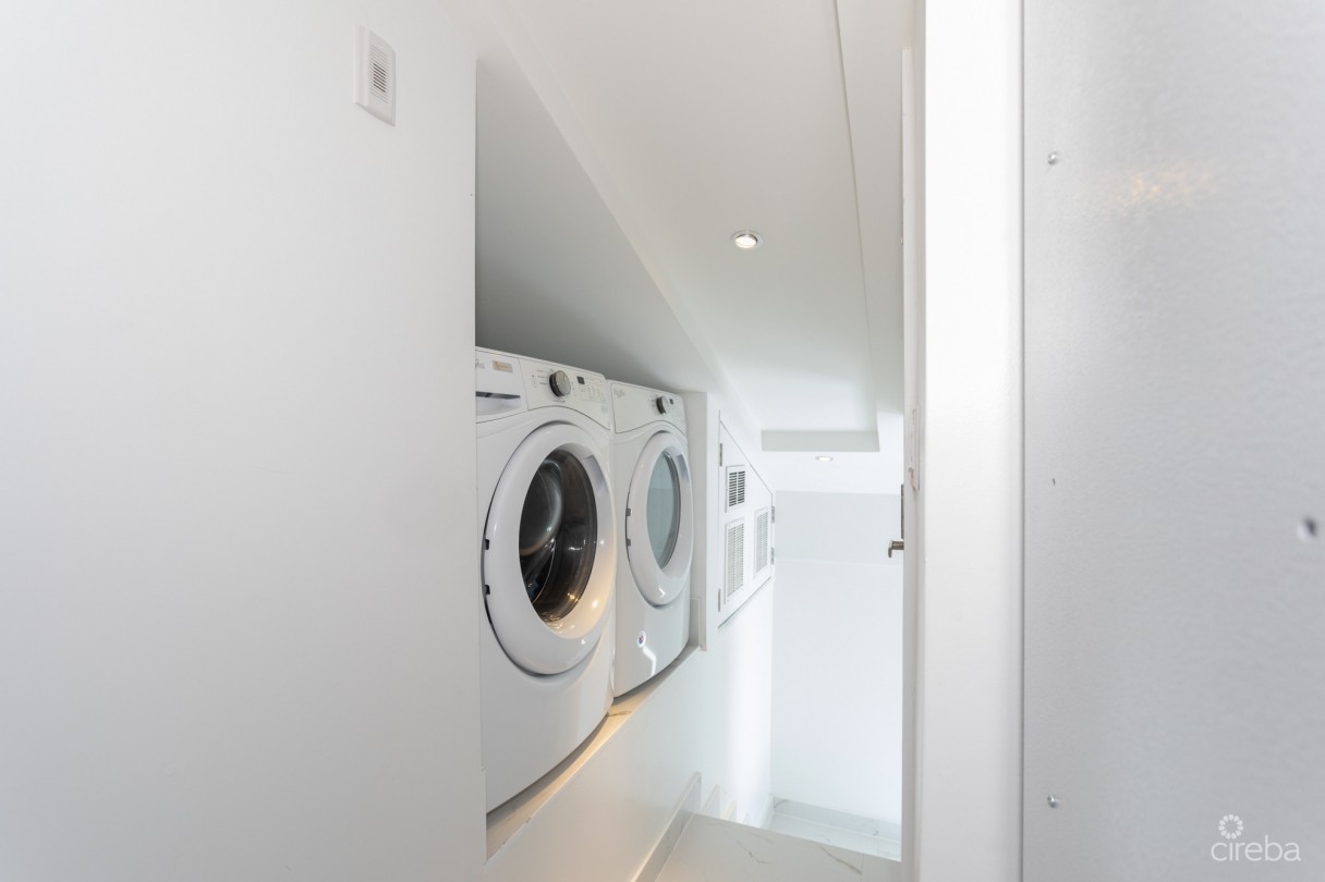 Cayman Reef Resort Beachfront With Future Redevelopment - Image 22