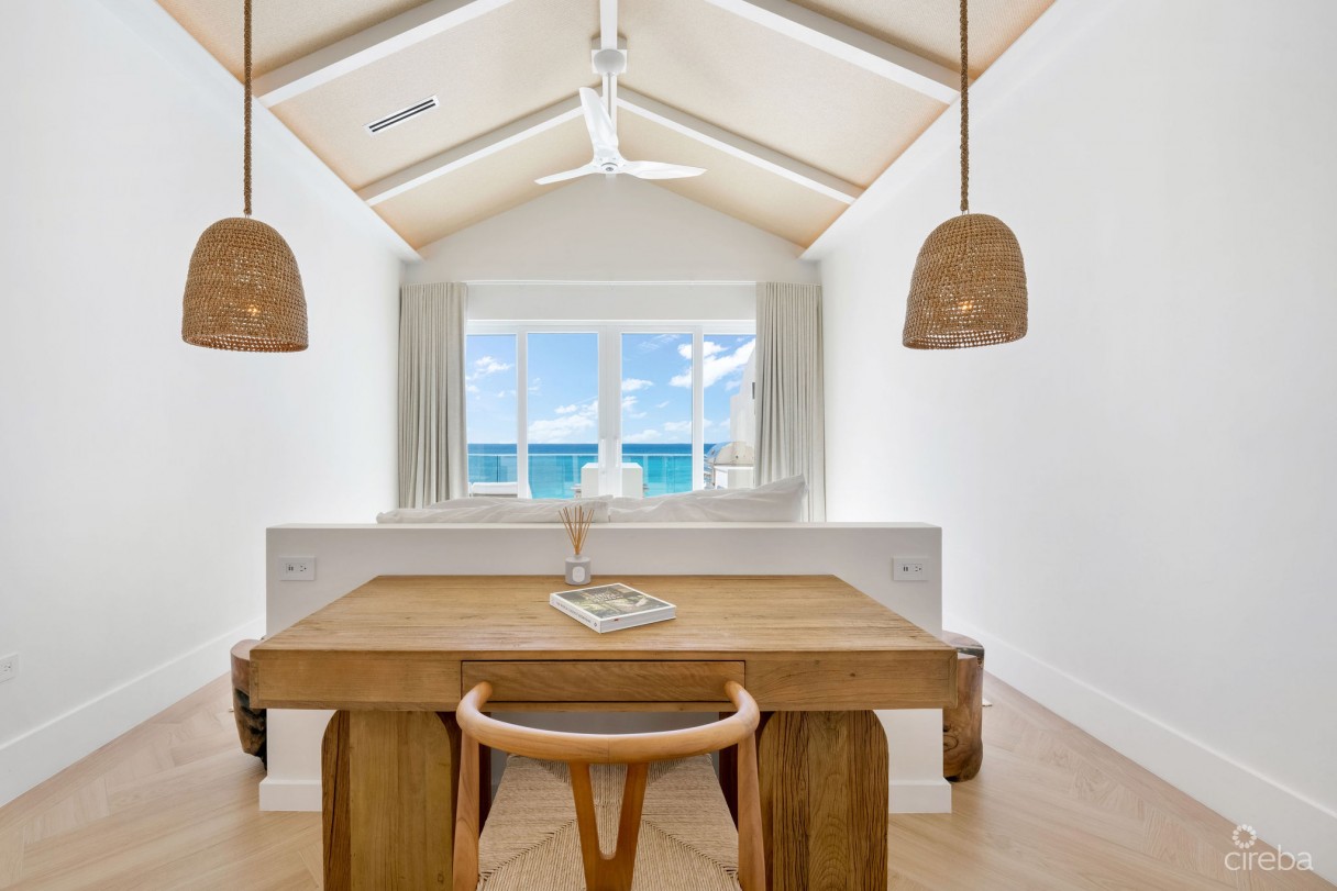 4 Bed Penthouse Seven Mile Beach Mandalay - Image 9