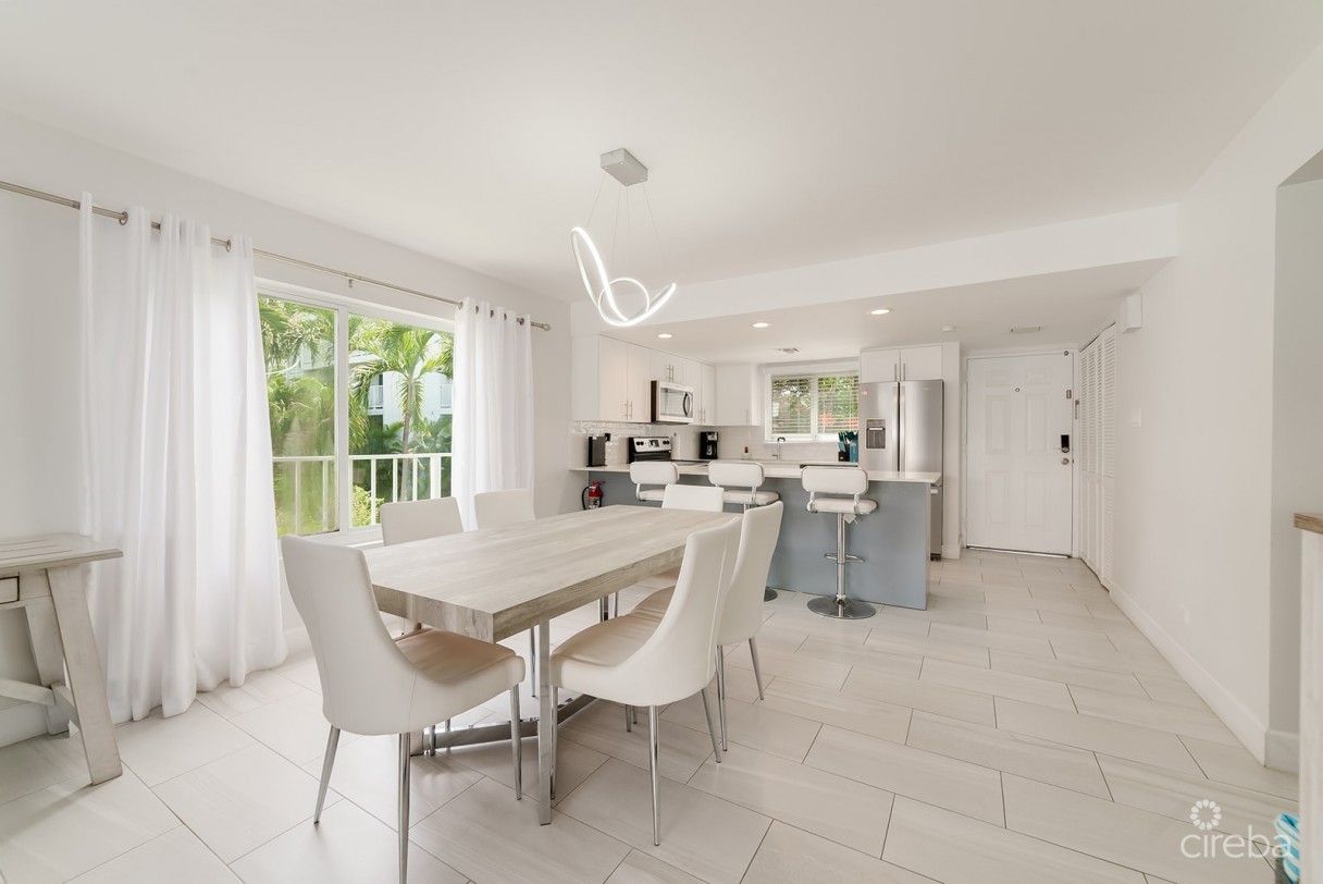 Sunset Cove Renovated 2 Bedroom - Image 3