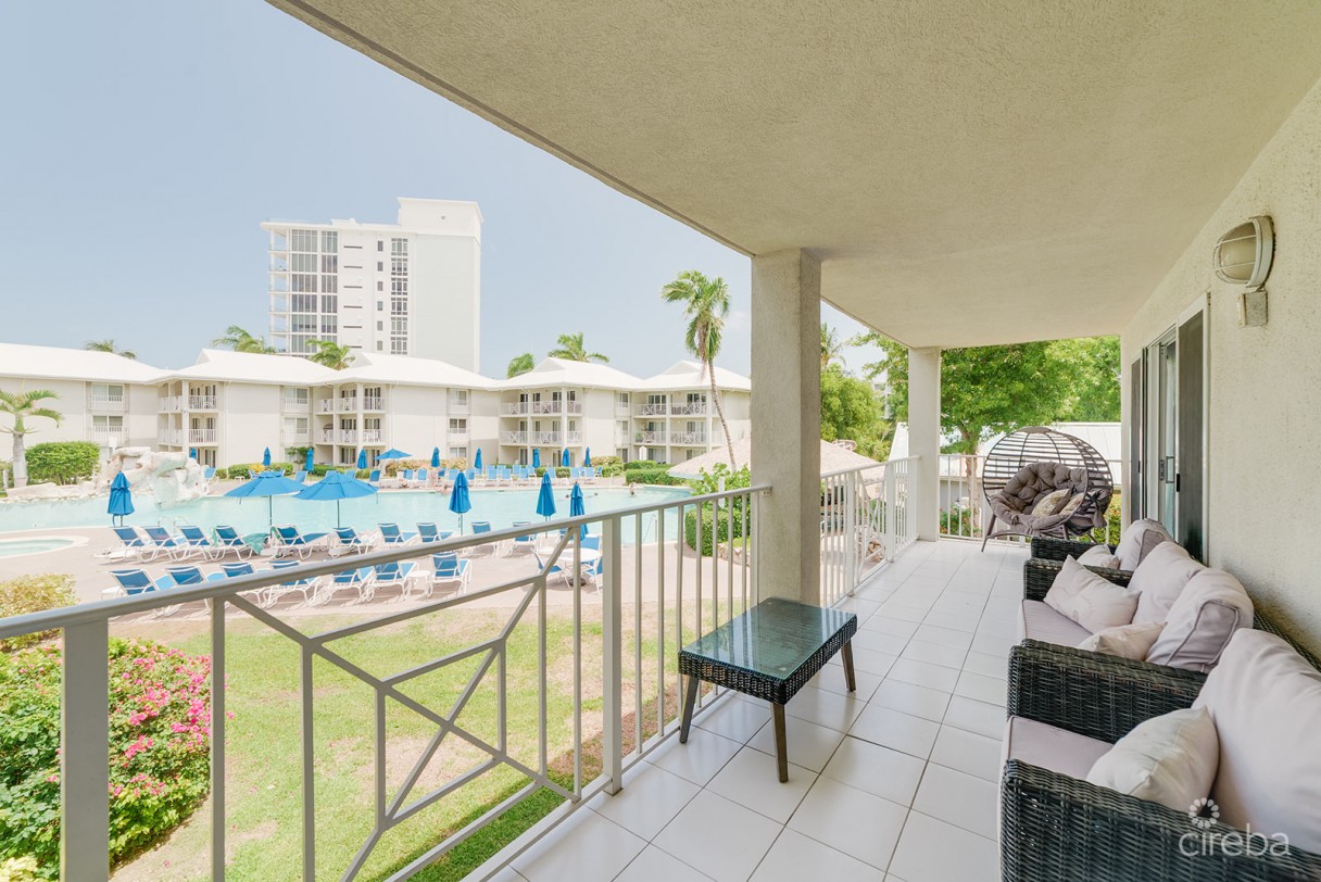 Sunset Cove Renovated 2 Bedroom - Image 11